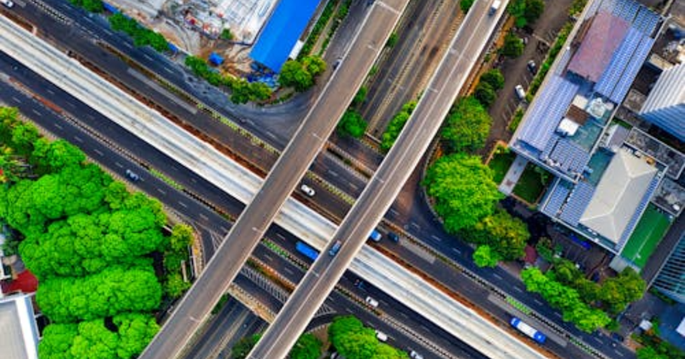 Advantages of Using Eco-Friendly Technology.

Eco-friendly technology encompasses products, systems, and processes that minimize environmental impact while maximizing efficiency